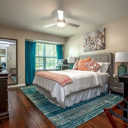 Comfortable, Family And Business Friendly 2Bd/2Ba House In North Austin Exterior photo