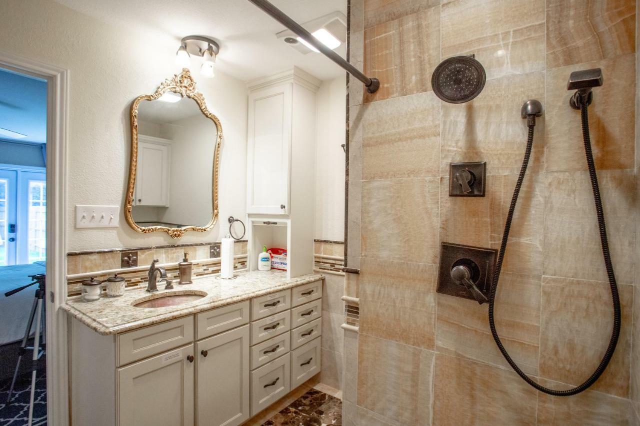 Comfortable, Family And Business Friendly 2Bd/2Ba House In North Austin Exterior photo